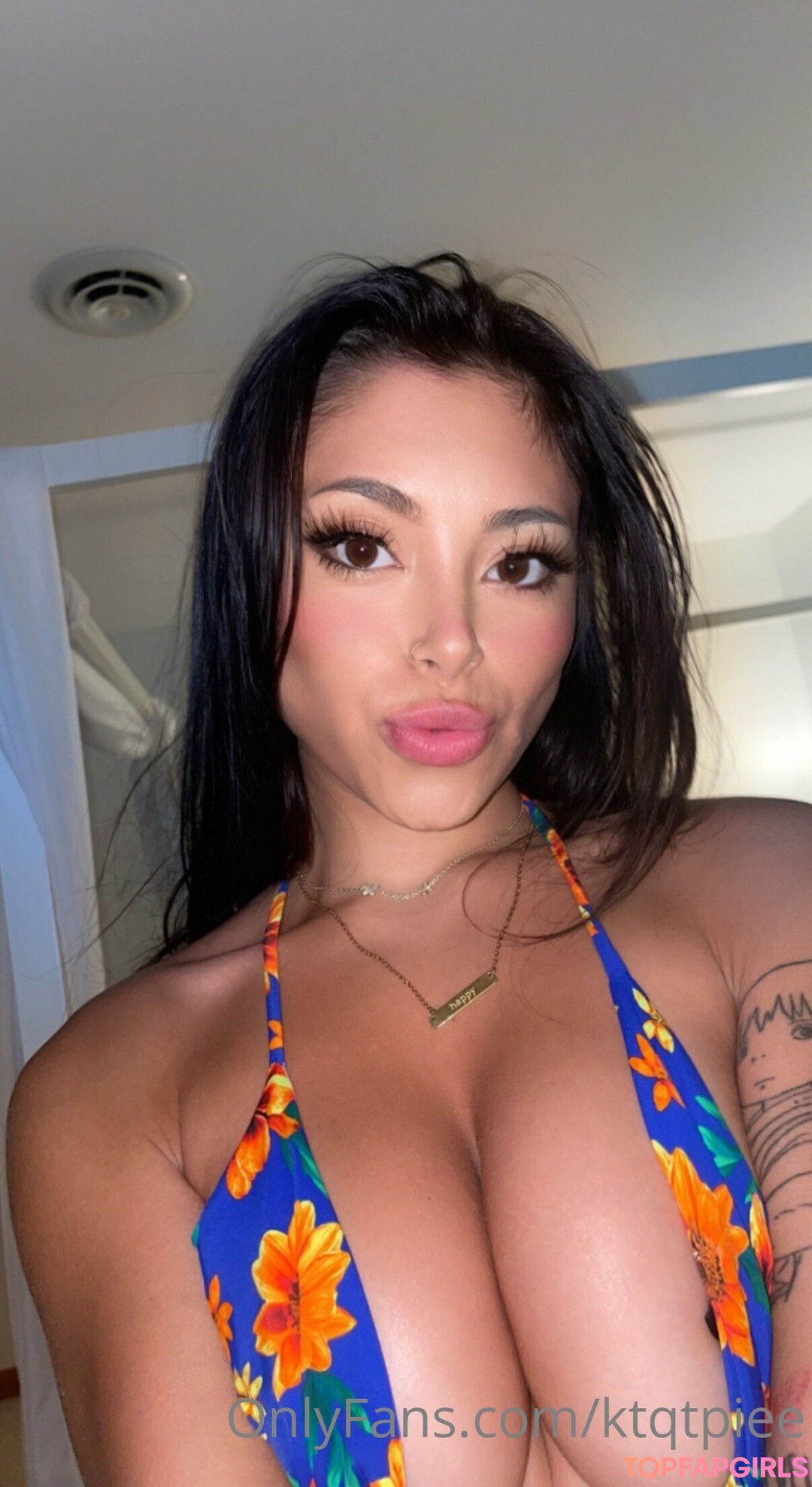 Nacktes geleaktes OnlyFans-Foto von Katie Murch #3