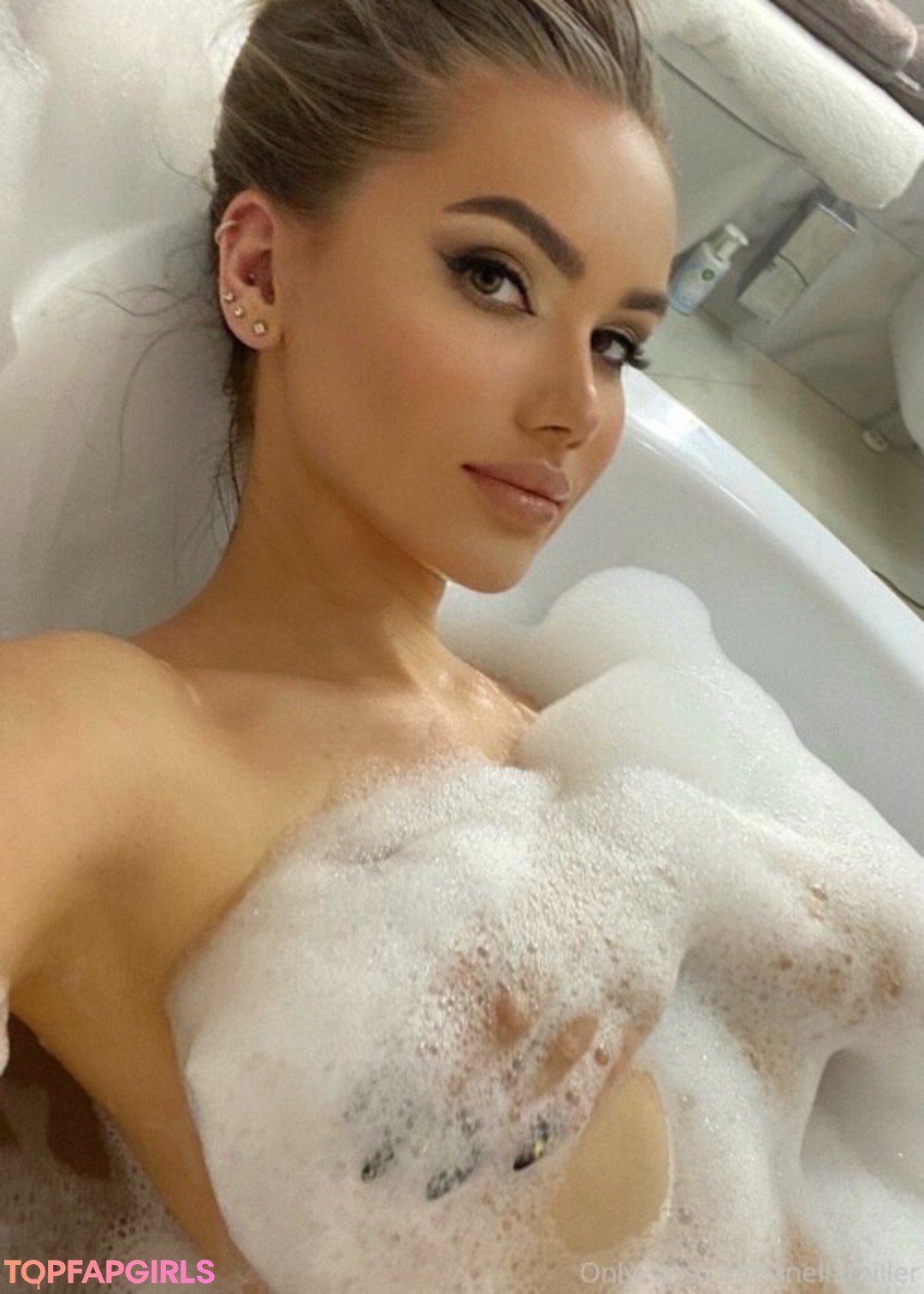 Nacktes geleaktes OnlyFans-Foto von Anella Miller #3
