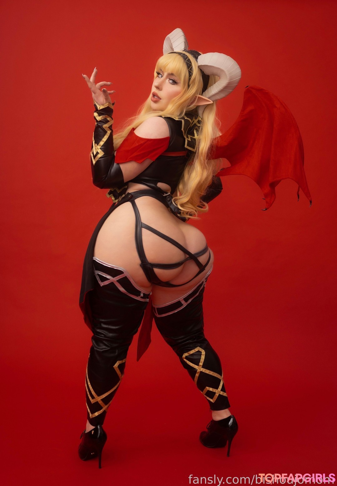 Nacktes geleaktes OnlyFans-Foto von Bishoujo Mom #1210