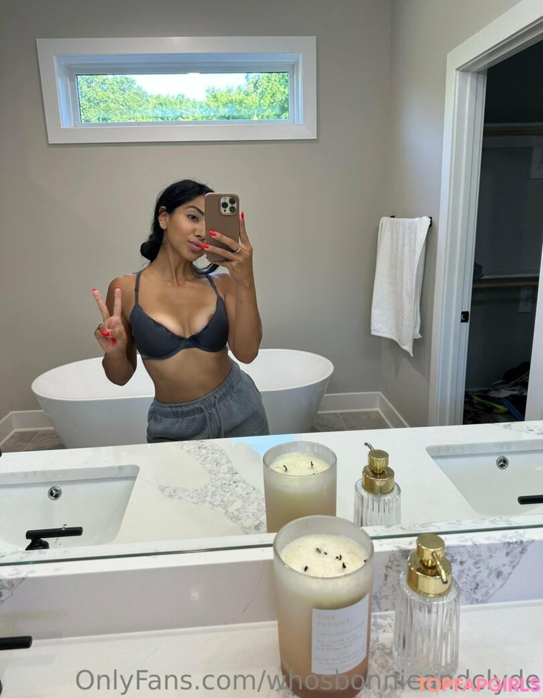 Nacktes geleaktes OnlyFans-Foto von Bonnieclyde #86