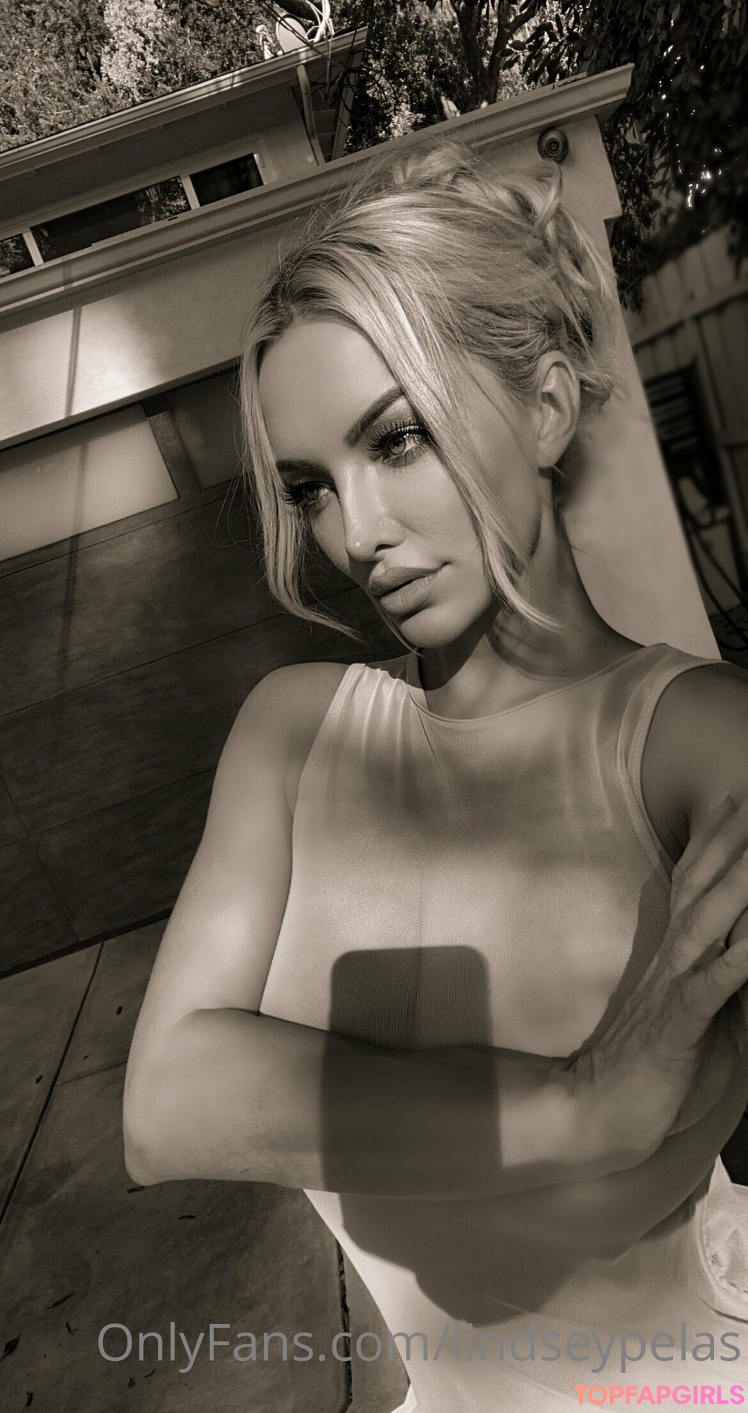 Nacktes geleaktes OnlyFans-Foto von Lindsey Pelas #144