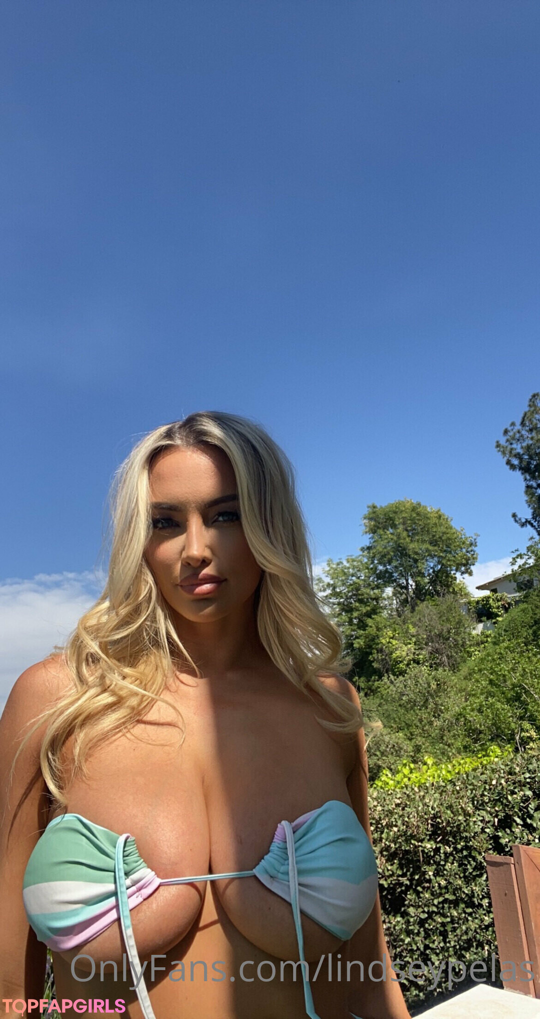 Nacktes geleaktes OnlyFans-Foto von Lindsey Pelas #146