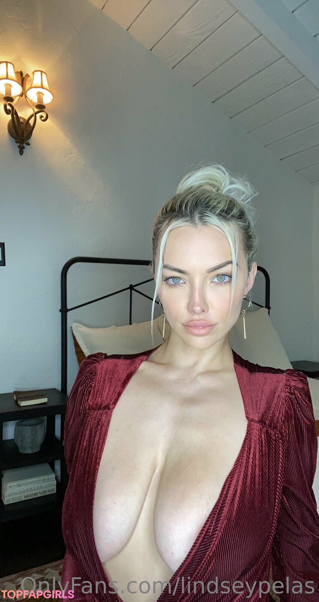 Nacktes geleaktes OnlyFans-Foto von Lindsey Pelas #281