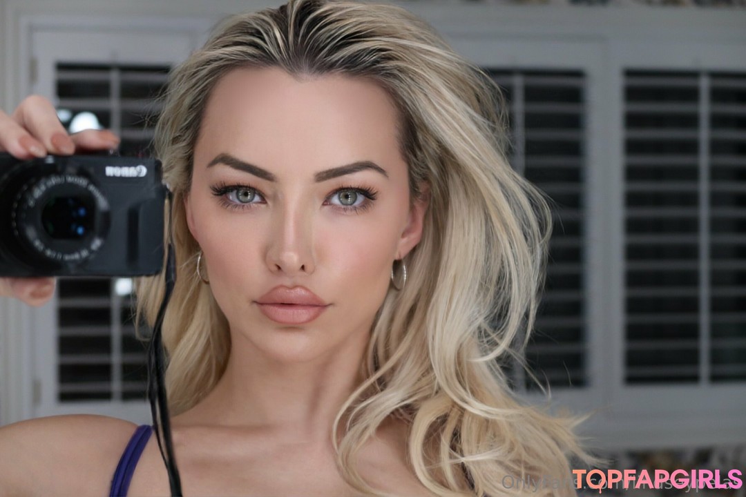 Nacktes geleaktes OnlyFans-Foto von Lindsey Pelas #303