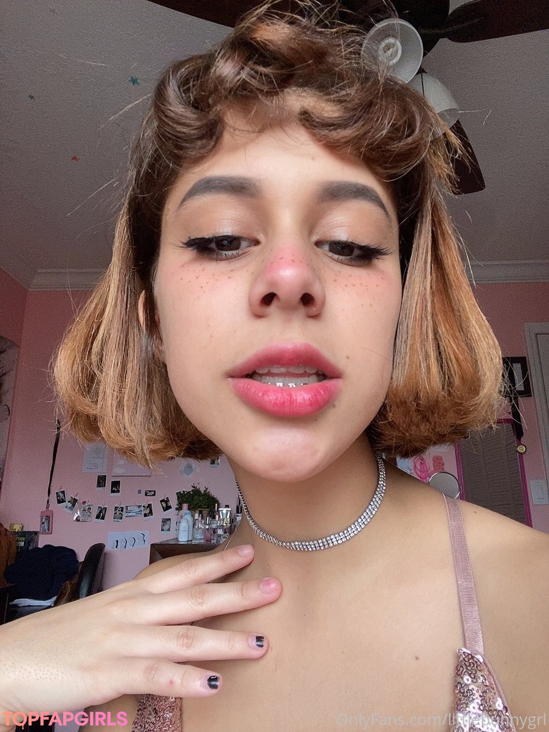 Nacktes geleaktes OnlyFans-Foto von Little Bunny #294