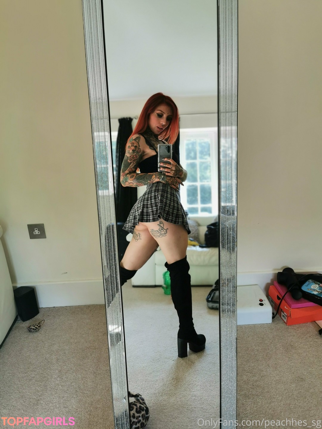 Nacktes geleaktes OnlyFans-Foto von Peachhes Sg #18