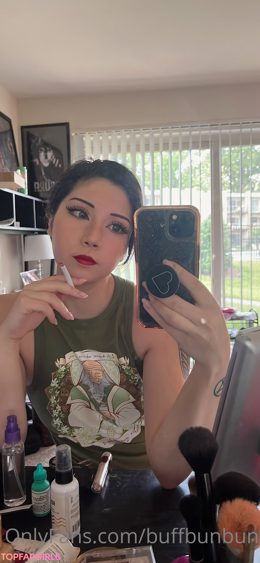 Nacktes geleaktes OnlyFans-Foto von Womanwearingred #147