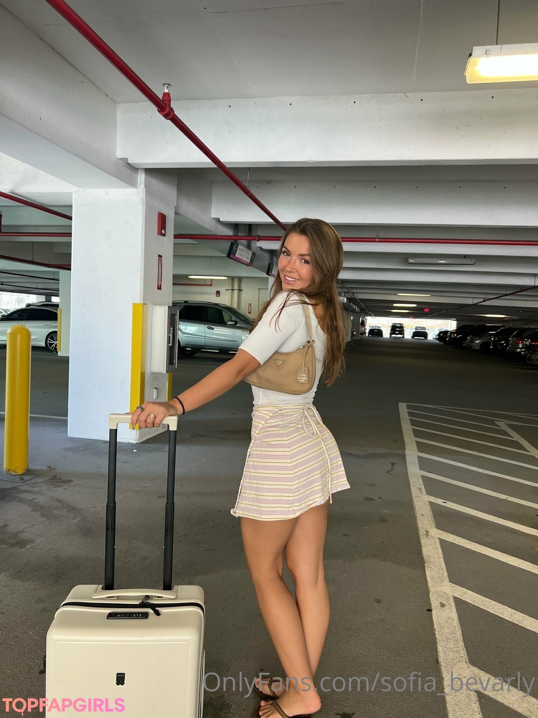 Nacktes geleaktes OnlyFans-Foto von Sofia Bevarly #24