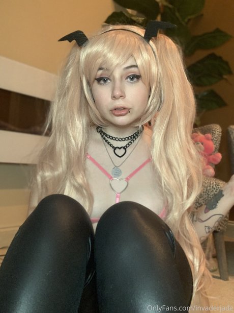 Invader jade