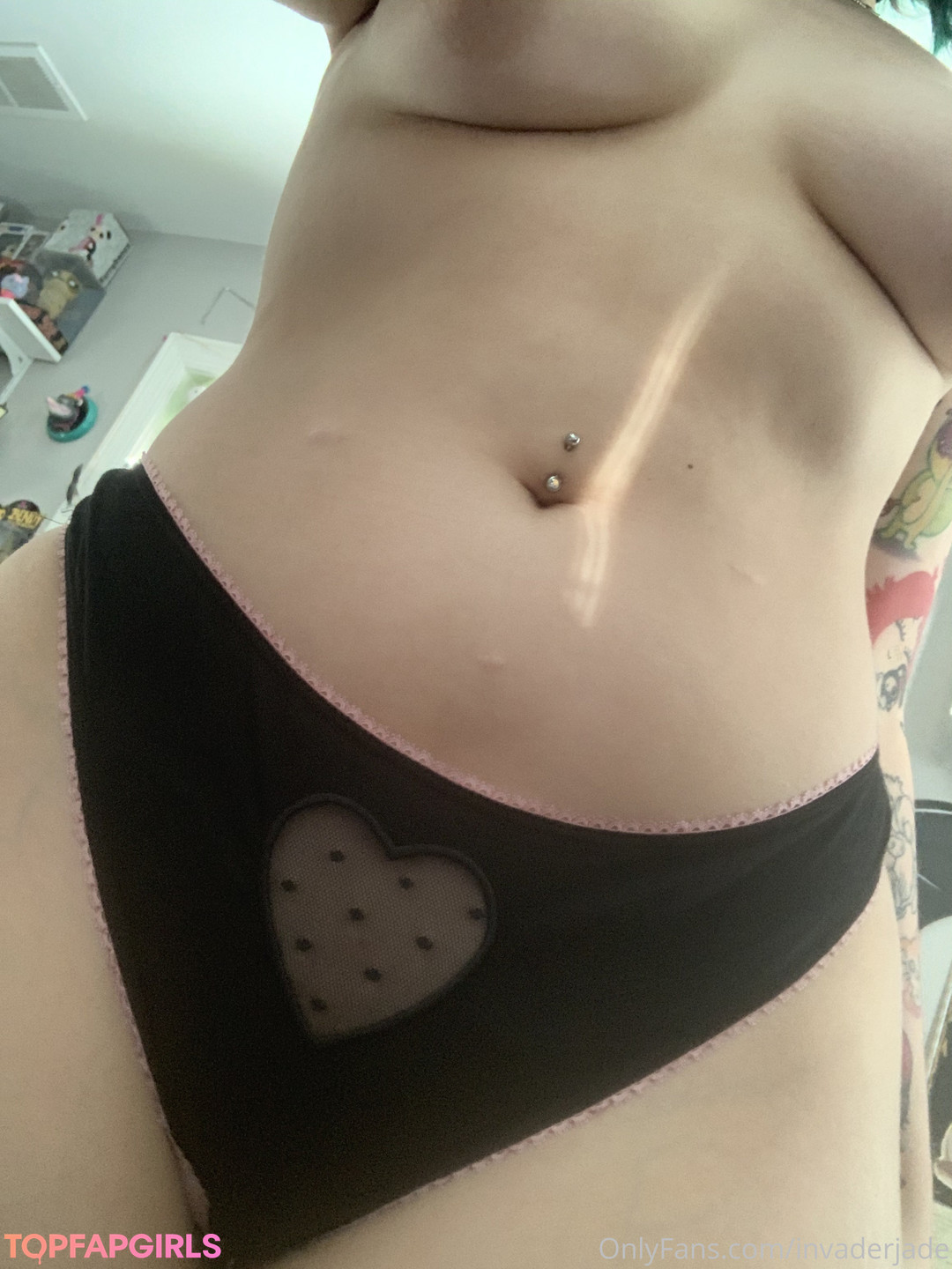 Nacktes geleaktes OnlyFans-Foto von Invader Jade #149