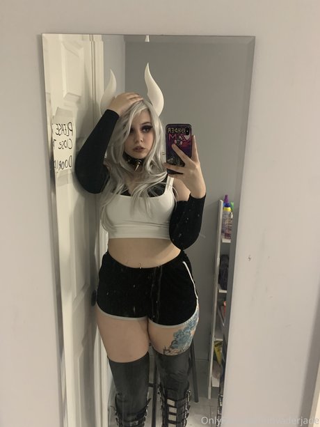 Invader jade