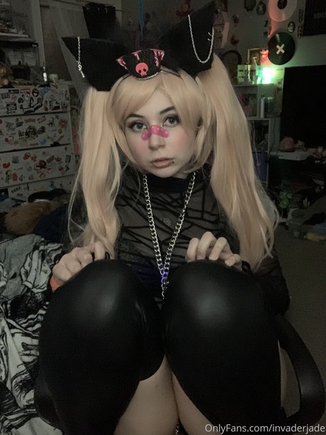 Invader jade