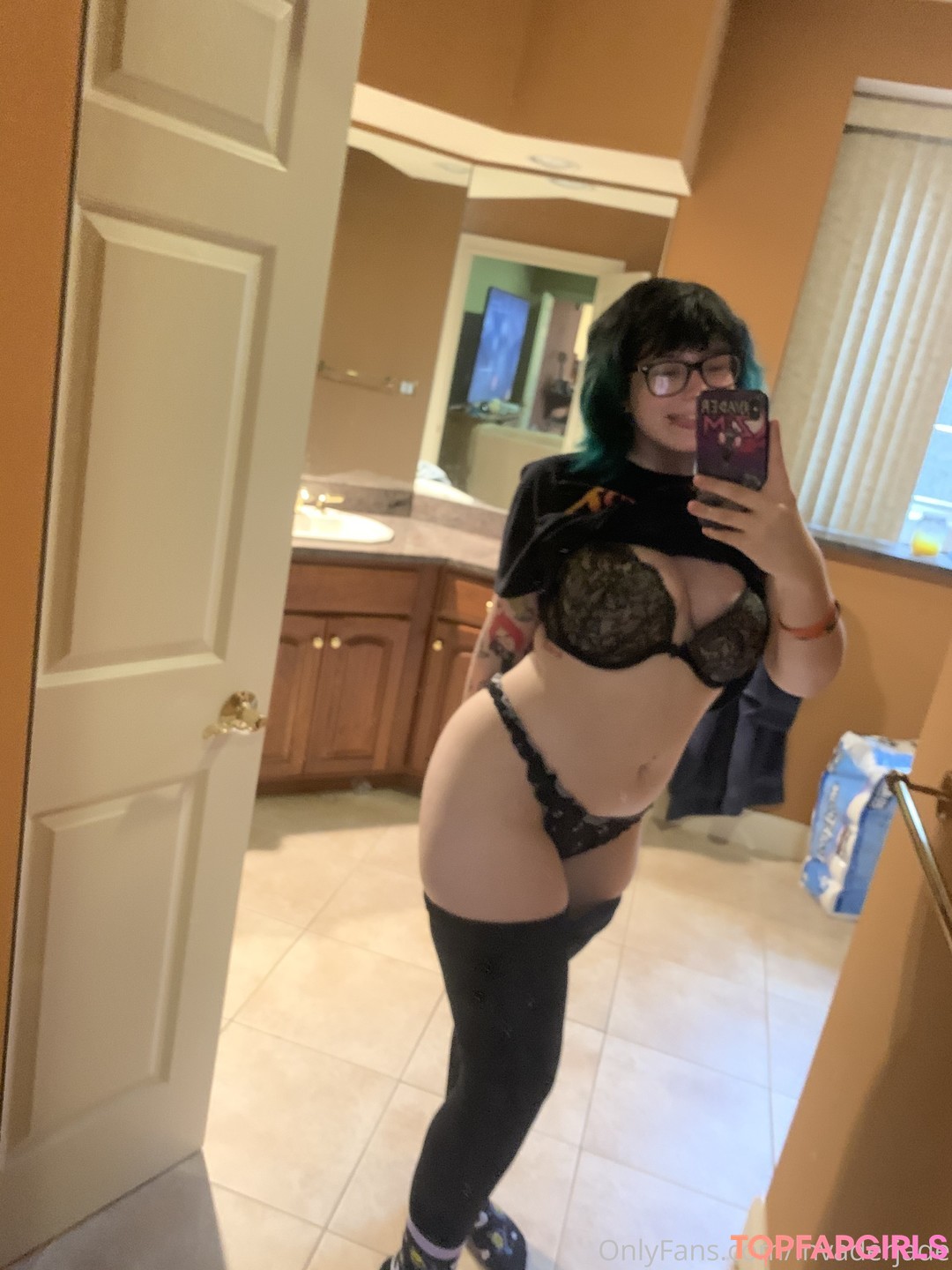 Nacktes geleaktes OnlyFans-Foto von Invader Jade #385