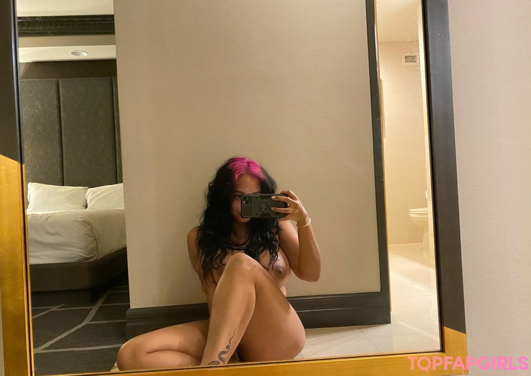 Nacktes geleaktes OnlyFans-Foto von Emily Cheree #1187