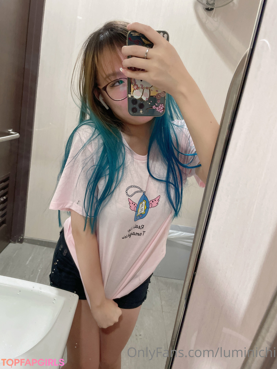 Nacktes geleaktes OnlyFans-Foto von Luminichi #8
