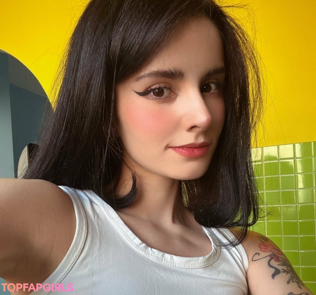 Nacktes geleaktes OnlyFans-Foto von Loona #1129