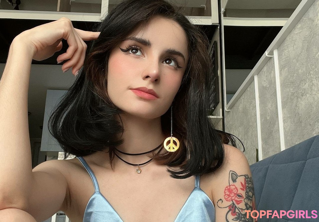 Nacktes geleaktes OnlyFans-Foto von Loona #1178
