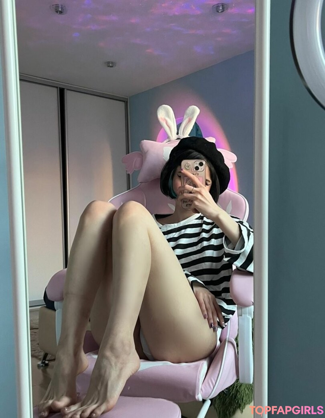 Nacktes geleaktes OnlyFans-Foto von Loona #1248