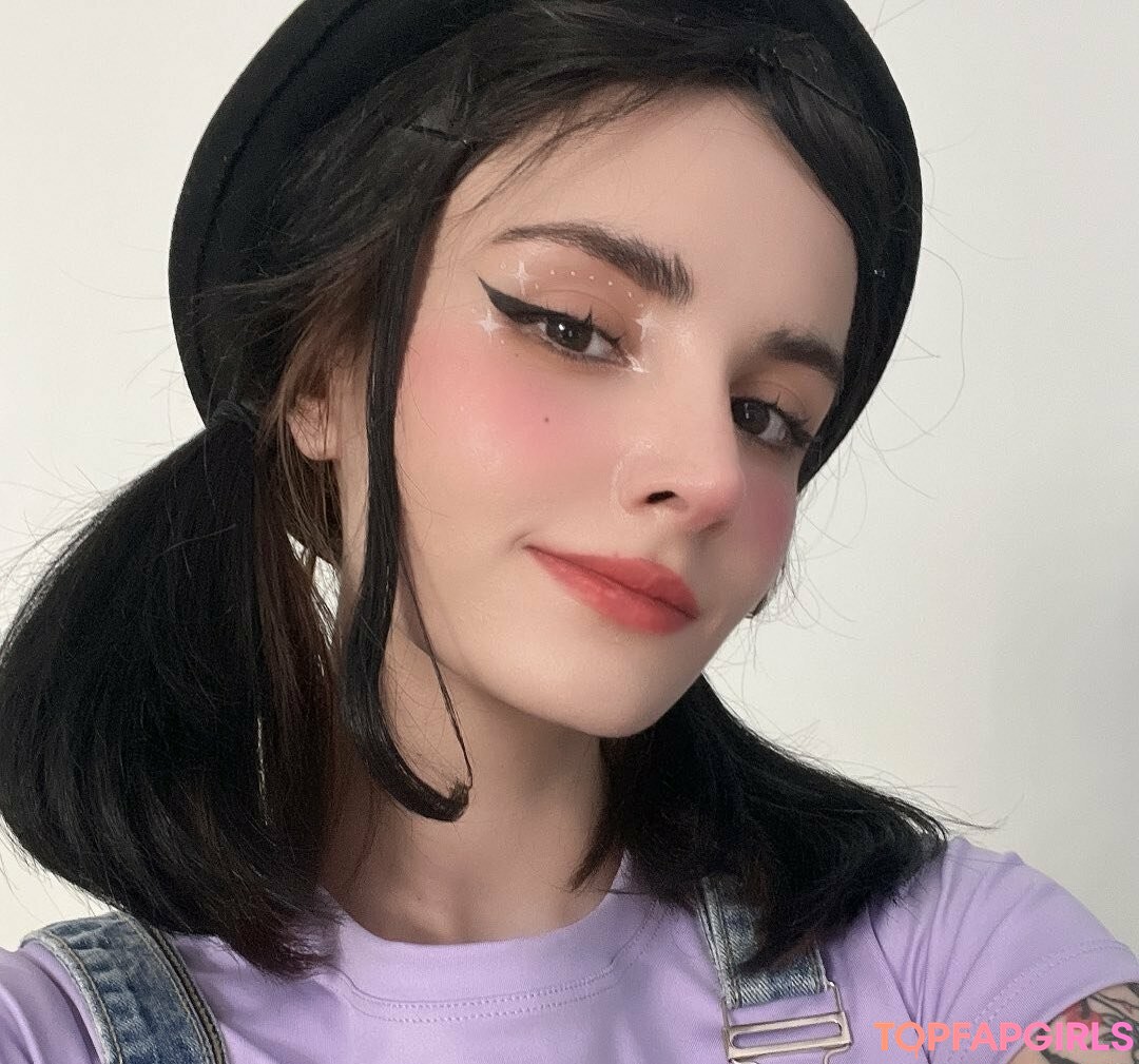 Nacktes geleaktes OnlyFans-Foto von Loona #1411