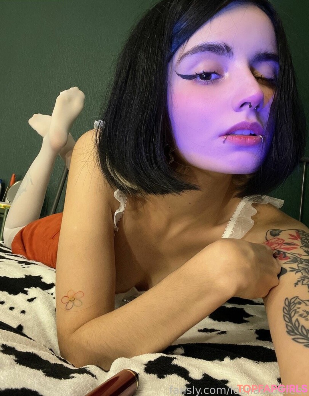 Nacktes geleaktes OnlyFans-Foto von Loona #1435