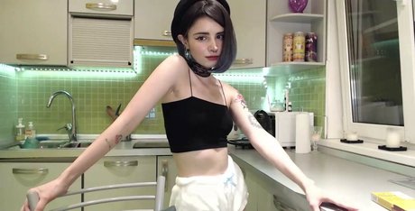 Loona