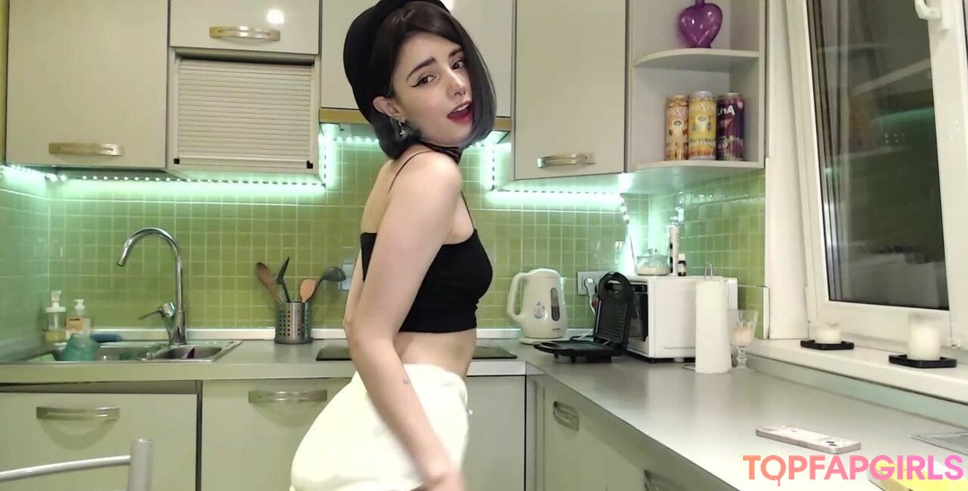 Nacktes geleaktes OnlyFans-Foto von Loona #921