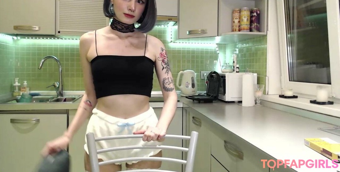 Nacktes geleaktes OnlyFans-Foto von Loona #922
