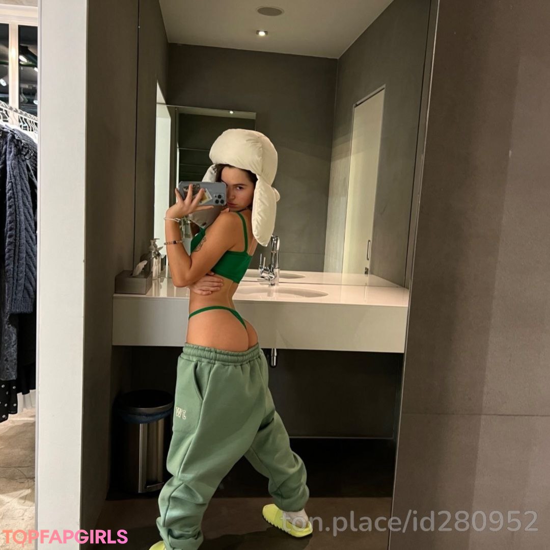 Nacktes geleaktes OnlyFans-Foto von Maryana Ro #28