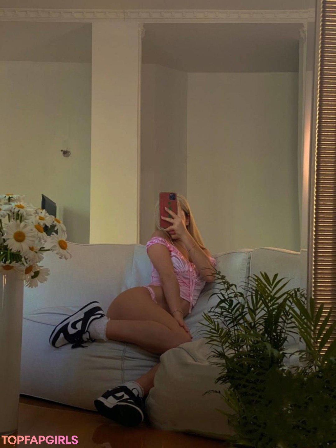 Nacktes geleaktes OnlyFans-Foto von Maryana Ro #43