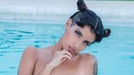 Nacktes geleaktes OnlyFans-Foto von Juliju