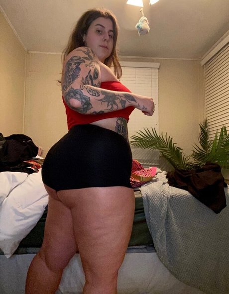Nacktes geleaktes OnlyFans-Foto von Yungpaleface