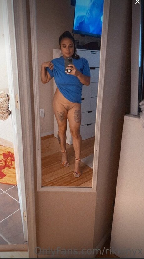 Nacktes geleaktes OnlyFans-Foto von Rikki Nyx