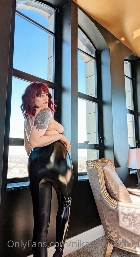 Nacktes geleaktes OnlyFans-Foto von Nika Howard