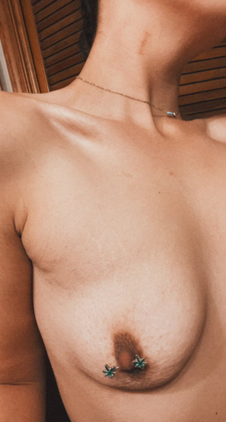 Nacktes geleaktes OnlyFans-Foto von Noughtievalkyrie