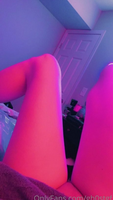 Ghostgrlfrnd
