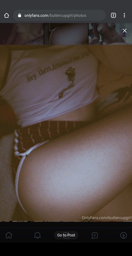 Nacktes geleaktes OnlyFans-Foto von Buttercup Girl