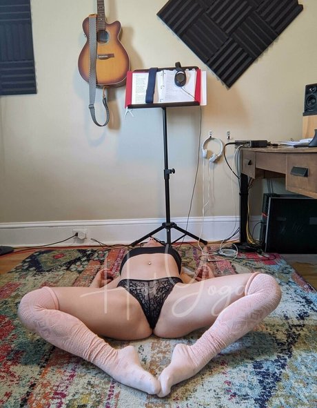 Nacktes geleaktes OnlyFans-Foto von Hotyoga