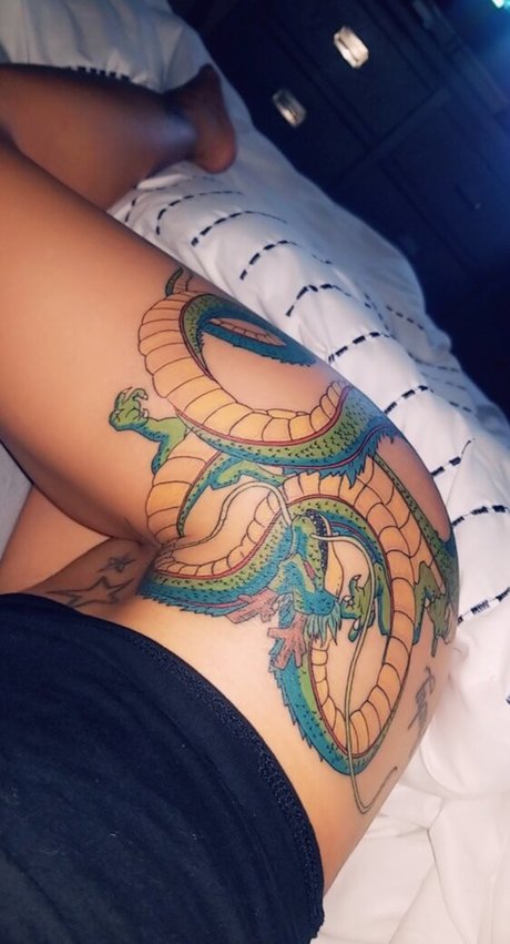 Nacktes geleaktes OnlyFans-Foto von Thcsiren