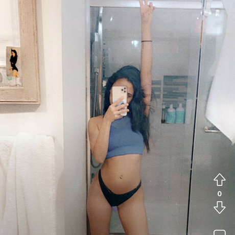 Nacktes geleaktes OnlyFans-Foto von Samkhfit
