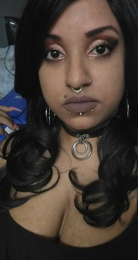 Raeraejiggles
