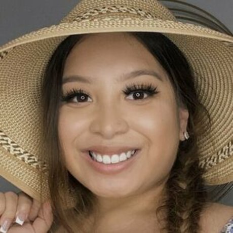 Nacktes geleaktes OnlyFans-Foto von Jessica Huynh