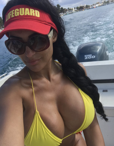 Fernanda Ferrari