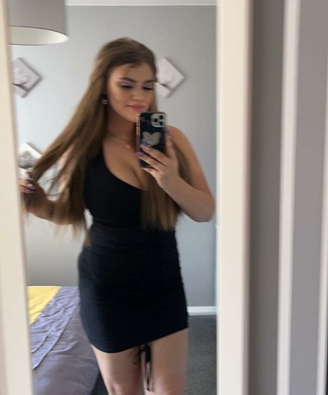 Molly Georgia Leach