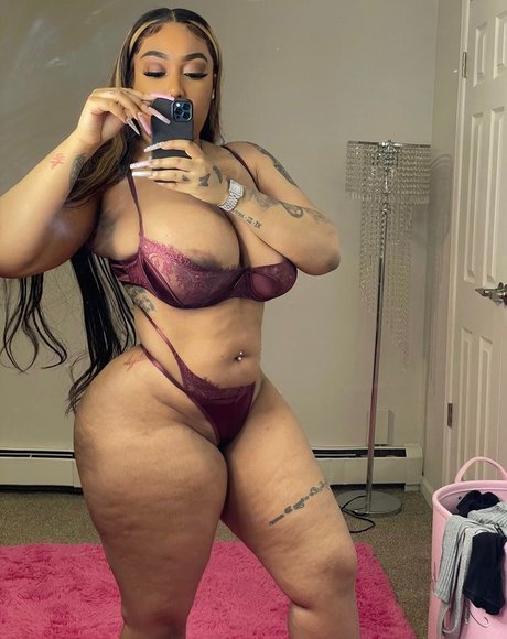 Nacktes geleaktes OnlyFans-Foto von Kinkykior