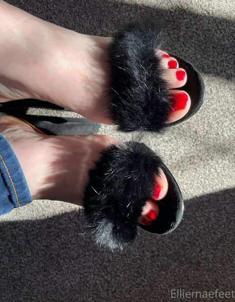 Nacktes geleaktes OnlyFans-Foto von Elliemaesfeet