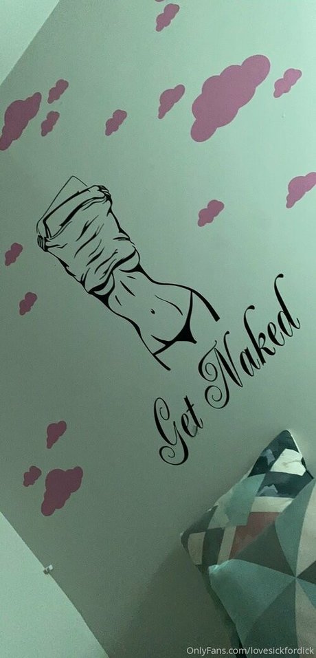 Nacktes geleaktes OnlyFans-Foto von Lovesickfordick
