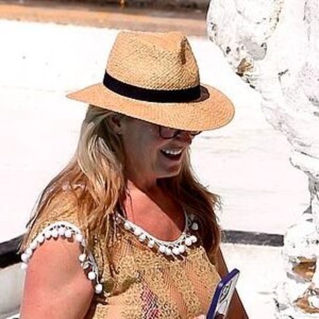 Nacktes geleaktes OnlyFans-Foto von Penny Lancaster