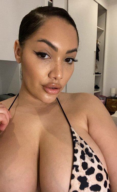 Nacktes geleaktes OnlyFans-Foto von Parisxhk