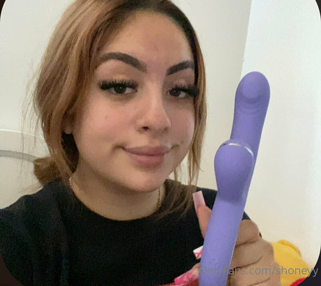 Nacktes geleaktes OnlyFans-Foto von Shoneyy