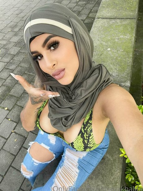Nacktes geleaktes OnlyFans-Foto von Mayakhalifa